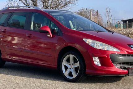 Peugeot 308 99.000 km 3.900 &euro; Fellbach 70736