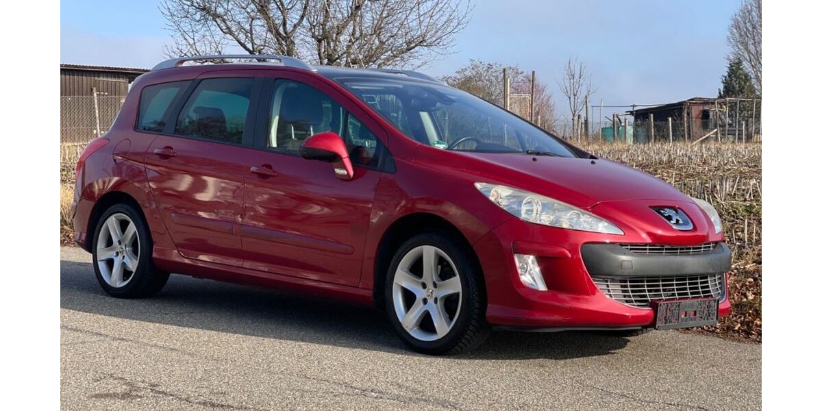 Peugeot 308 99.000 km 3.900 &euro; Fellbach 70736