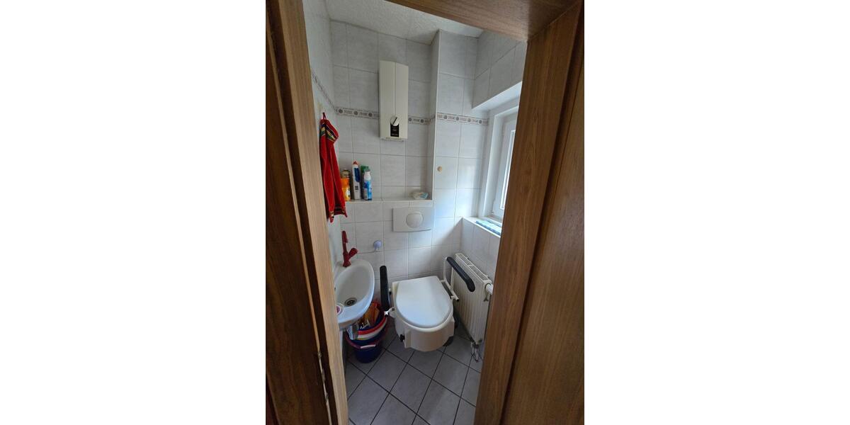 Doppelhaushälfte Markersdorf - 9 Zimmer, 106 m&sup2;, 230.000&euro; | Angebot:26398705