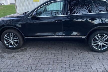 VW Touareg 258.900 km 13.900 &euro; Bremen 28307