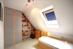 Großes modernisiertes EFH + EBK + Wintergarten + 3 Bäder mit 2 Stellplätzen vor dem Haus