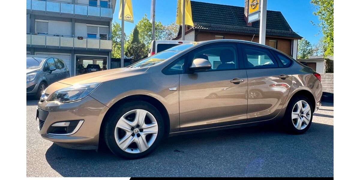 Opel Astra 131.806 km 6.590 &euro; Wehr 79664