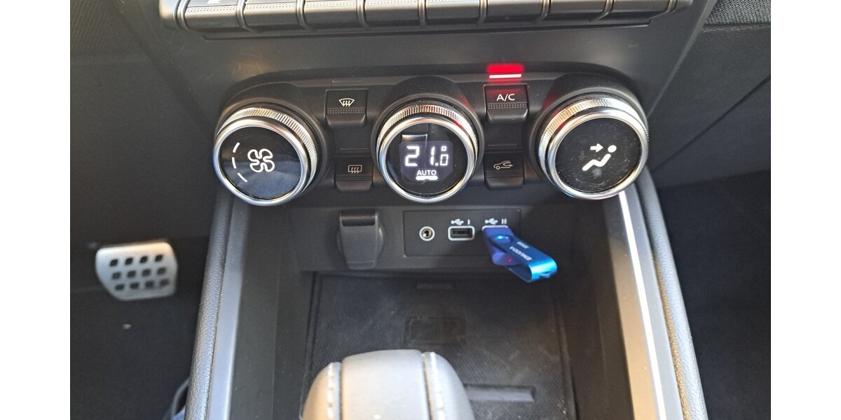 Renault Clio 2.830 km 24.000 &euro; Quierschied 66287