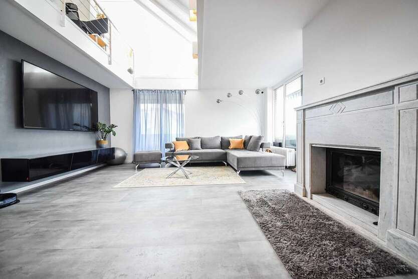 Wohnung zum Mieten in Düsseldorf 1.505 € 121 m²