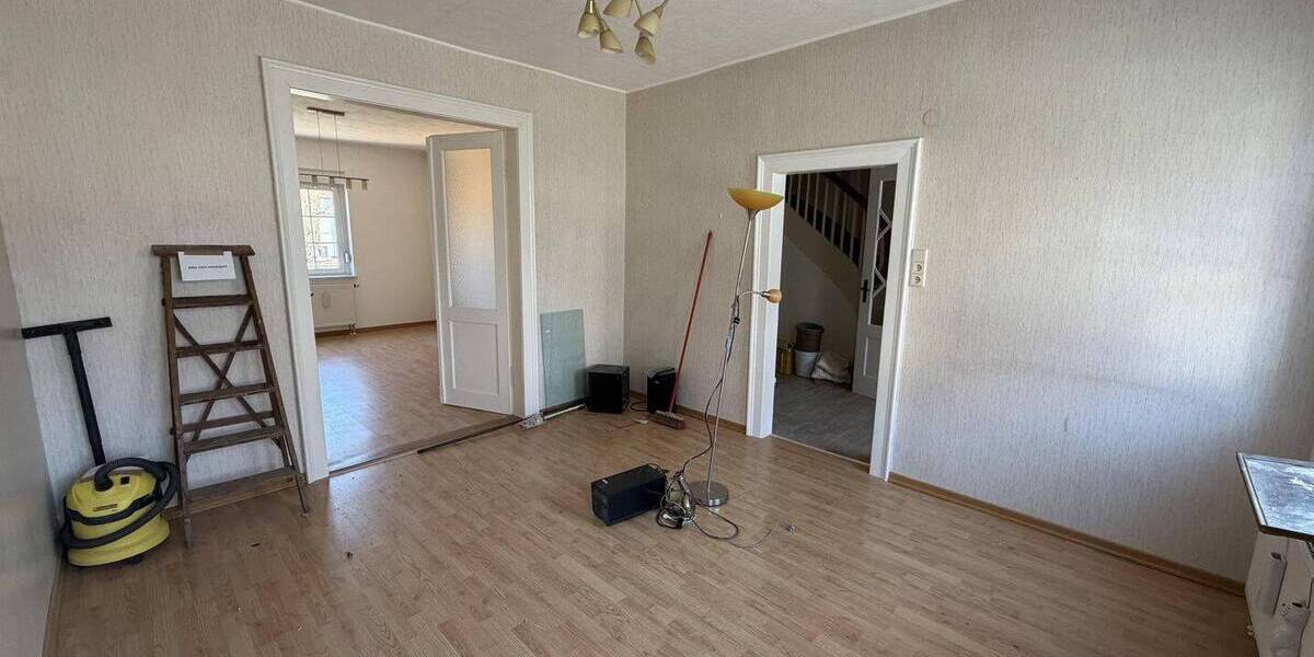 Reihenmittelhaus Apolda - 5 Zimmer, 109 m&sup2;, 179.000&euro; | Angebot:26331121