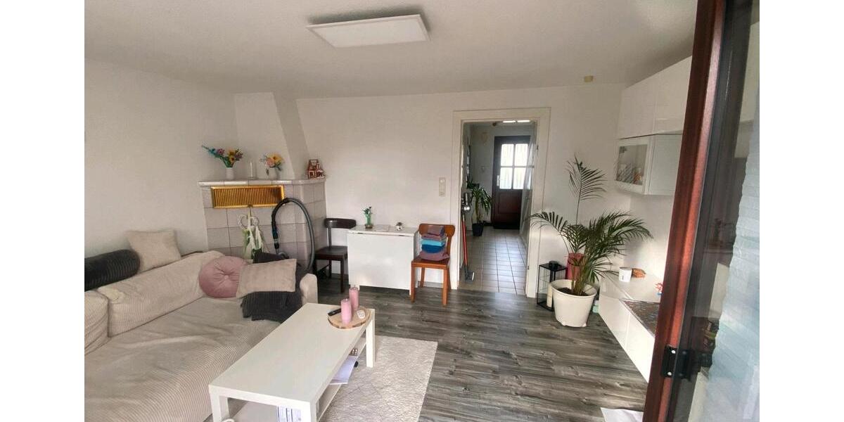 Etagenwohnung Eutin - 3 Zimmer, 65 m&sup2;, 500&euro; | Angebot:26253727