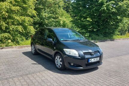 Toyota Auris 159.000 km 4.900 &euro; Grevenbroich 41516