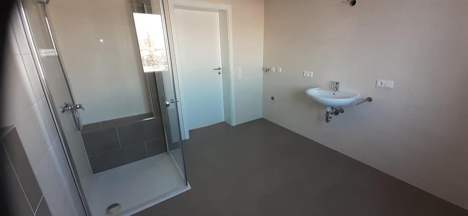 Etagenwohnung Mengkofen - 3 Zimmer, 64 m&sup2;, 575&euro; | Angebot:26418912
