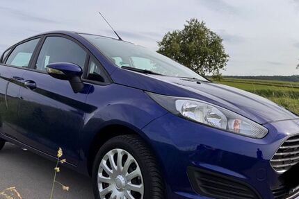 Ford Fiesta 25.550 km 8.490 &euro; Halle 37620