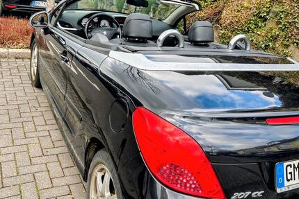 Peugeot 207 171.000 km 990 &euro; Meinerzhagen 58540