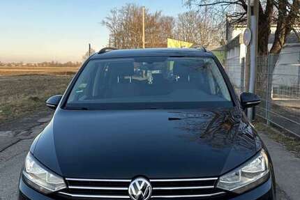 VW Touran 72.000 km 20.000 &euro; Germering 82110