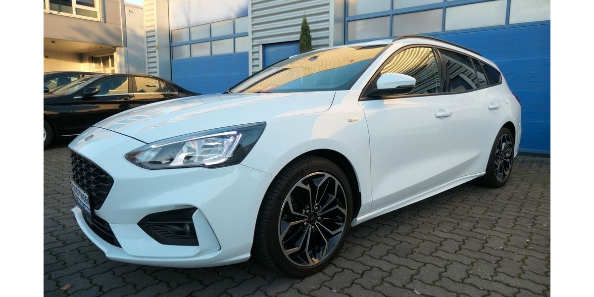 Ford Focus 101.103 km 16.850 &euro; Monheim 40789