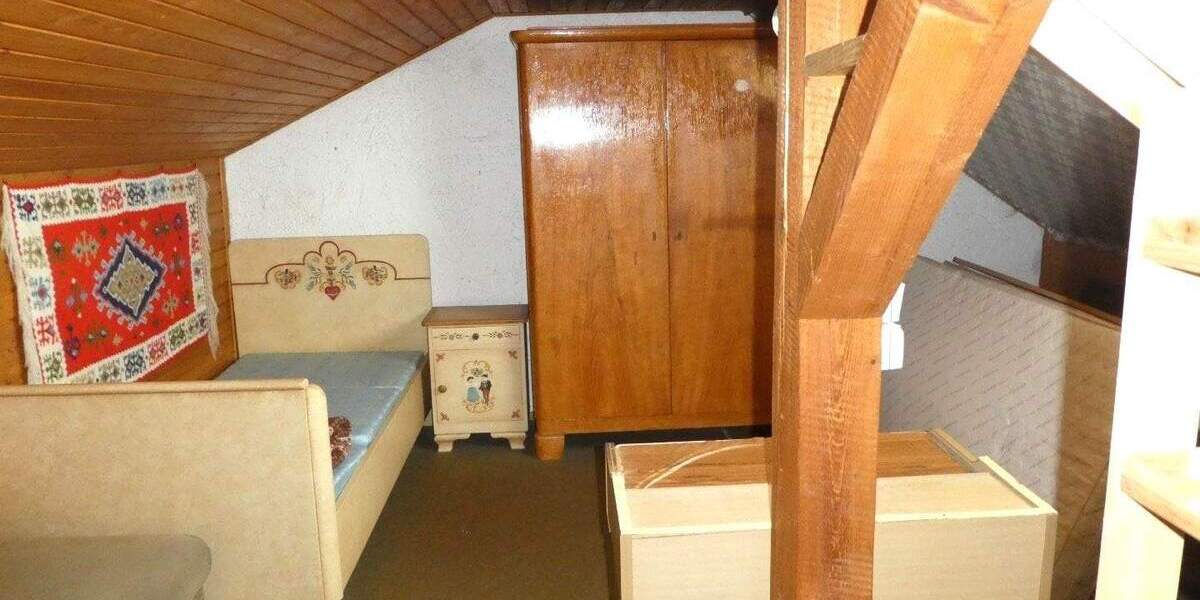 Doppelhaushälfte Pfullendorf - 7 Zimmer, 120 m&sup2;, 359.000&euro; | Angebot:25835067