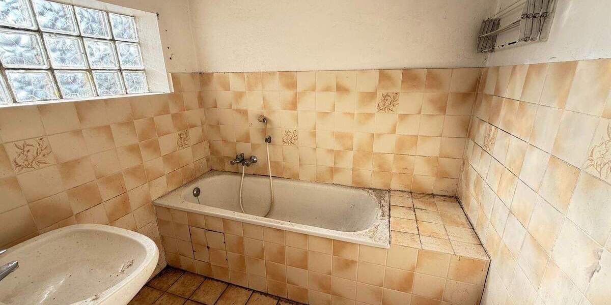 Reihenmittelhaus Duisburg Beeck - 4 Zimmer, 73 m&sup2;, 119.000&euro; | Angebot:25534763