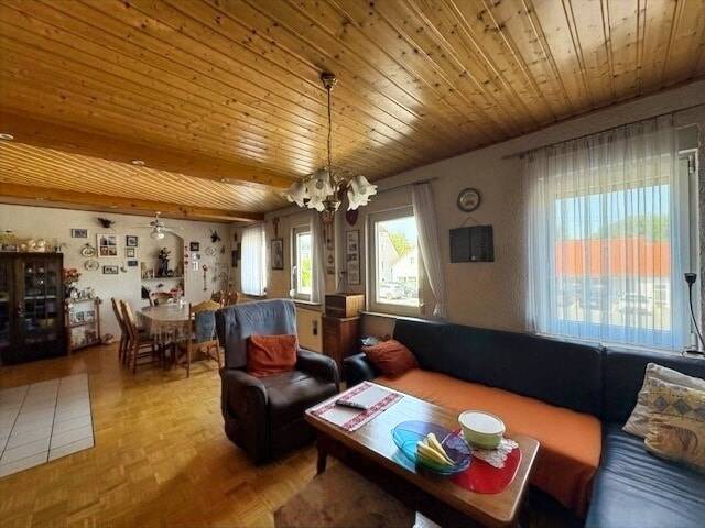 Etagenwohnung Balingen - 4 Zimmer, 110 m&sup2;, 225.000&euro; | Angebot:25692882