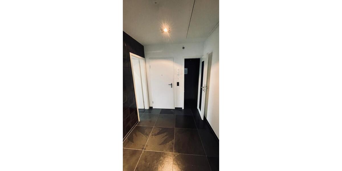 Hochwertige 2-Zimmer-DG-Wohnung mit Balkon & EBK - Vogelberg 2 zimmer