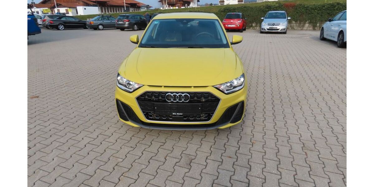 Audi A1 54.200 km 18.990 &euro; Neukirchen v. W. 94154