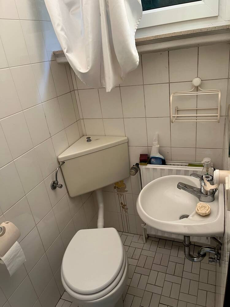 Großartiges Ein-Familie-Haus mit Einliegerwohnung in Schloß Ricklingen zu vermieten 5 zimmer