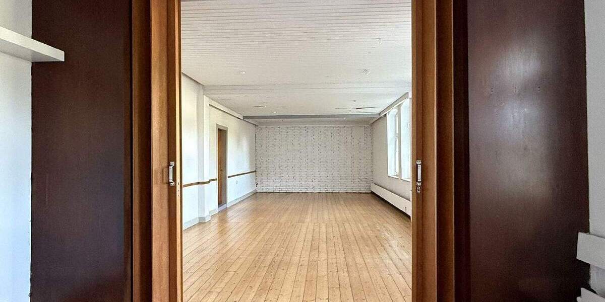 Mehrfamilienhaus, Wohnhaus Bedburg-Hau Schneppenbaum - 8 Zimmer, 122 m&sup2;, 590.000&euro; | Angebot:25796369