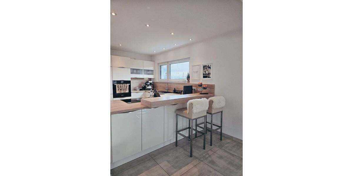 Modernes, schönes Einfamilienhaus, mit Blick ins Grüne in Weil der Stadt 4 zimmer