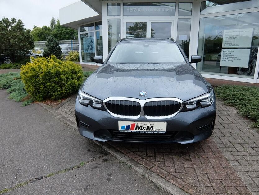 BMW 320 70.000 km 24.990 € Parchim 19370