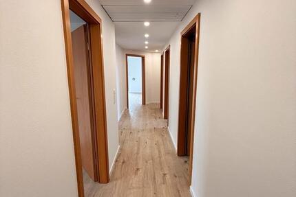 4-Zimmer-Dachgeschosswohnung in Bad Wörishofen – frisch renoviert 4 zimmer