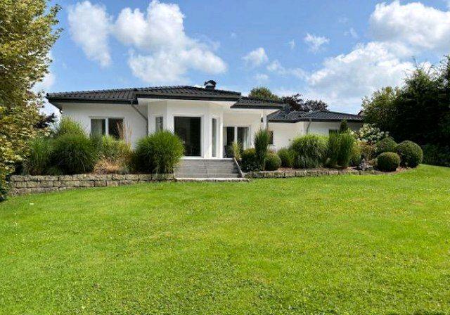 Villa Möhnesee - 5 Zimmer, 128 m&sup2;, 1.700&euro; | Angebot:26268367