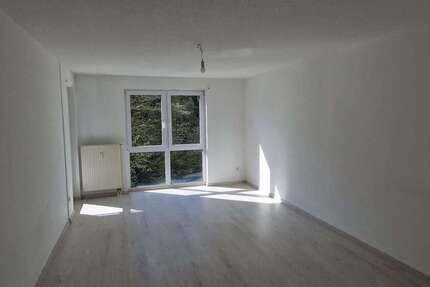 Wohnung zum Mieten in Höchberg 715 € 65.33 m²