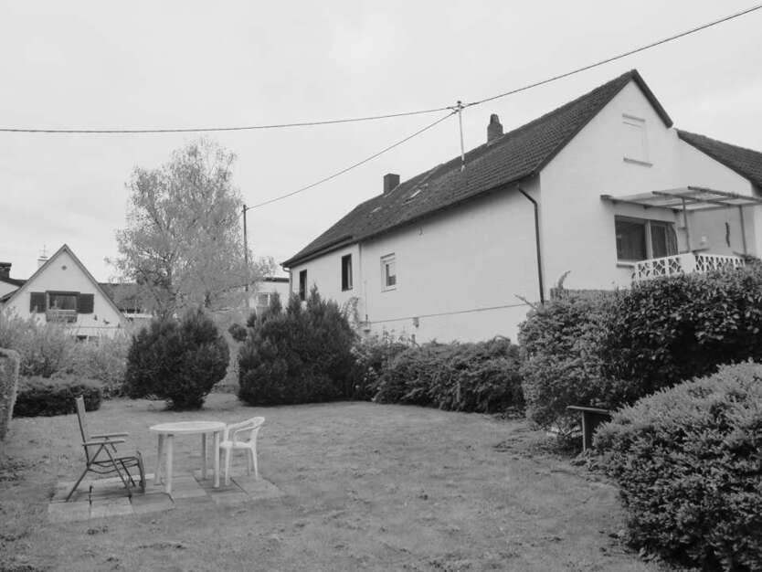 Haus zum Kaufen in Sprendlingen 280.000 € 181 m²