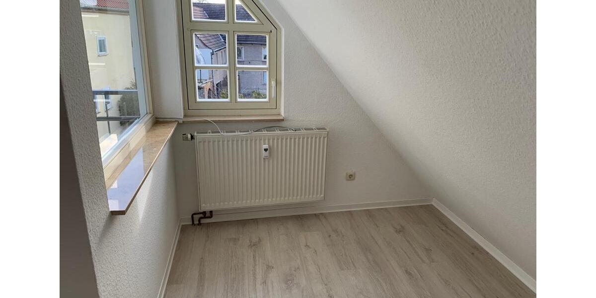 Dachgeschoßwohnung Bad Langensalza - 2 Zimmer, 50 m&sup2;, 350&euro; | Angebot:25366938