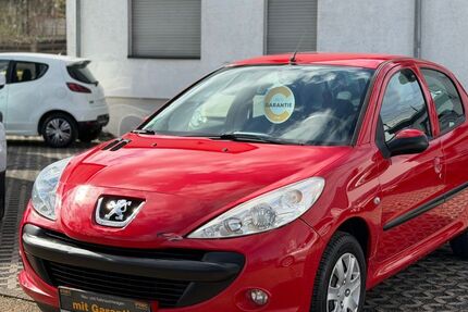 Peugeot 206 120.000 km 2.750 &euro; Bonn 53179