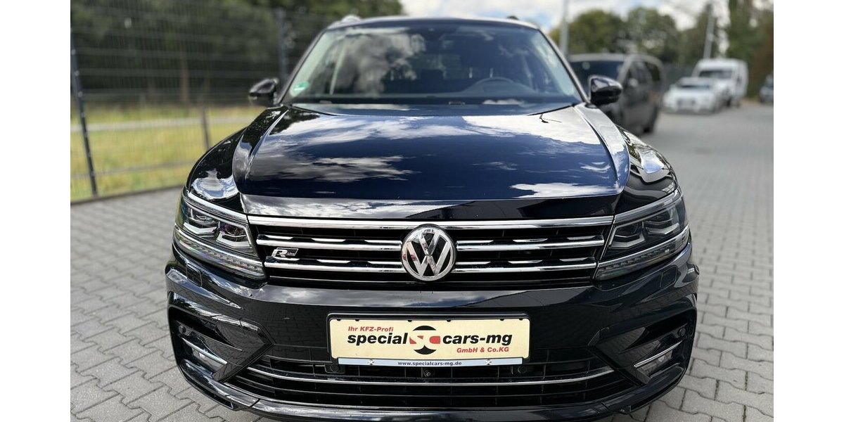 VW Tiguan R-Line / Allrad / Pano / Keyless 84.000 km 33.900 &euro; Mönchengladbach 41066