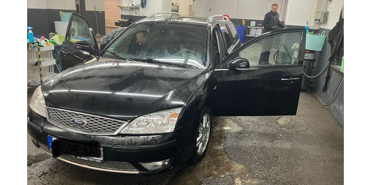 Ford Mondeo 346.000 km 1.599 &euro; Waltrop 45731