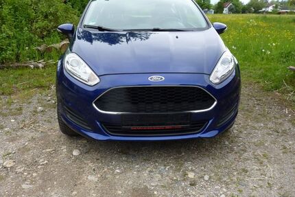 Ford Fiesta 36.990 km 7.599 &euro; Stephanskirchen 83071