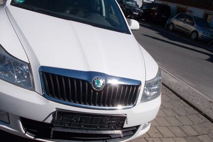 Skoda Octavia 293.930 km 3.990 &euro; Kitzingen 97318