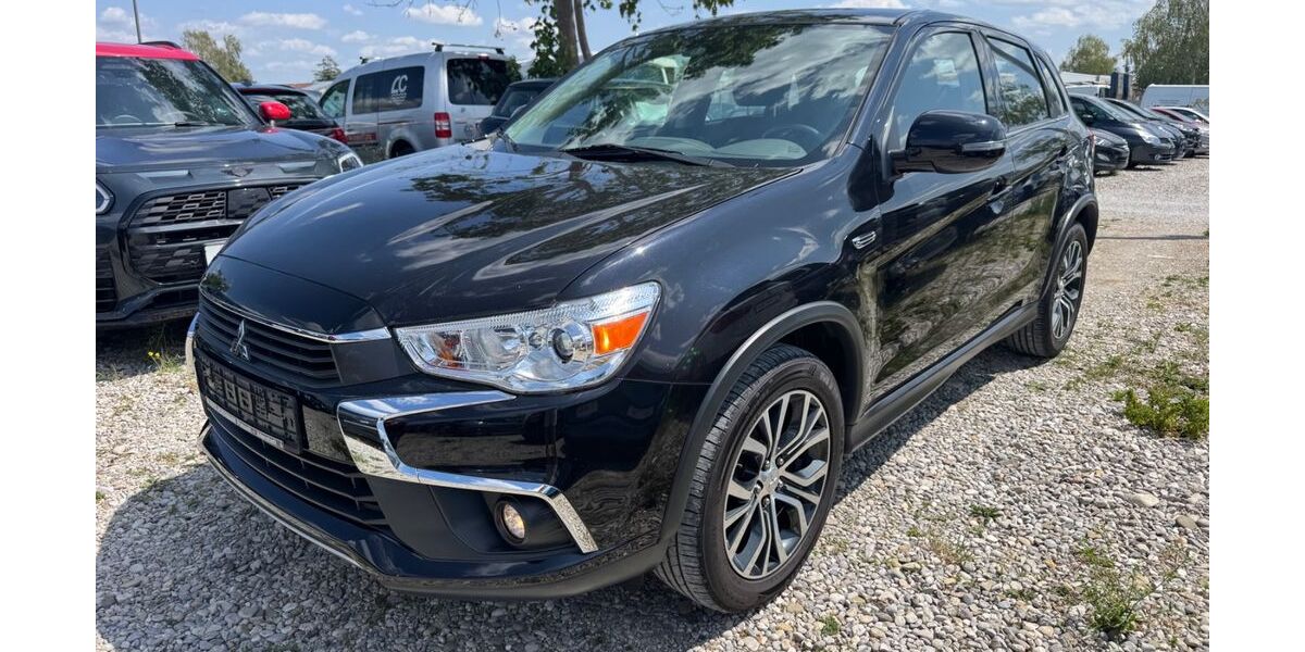 Mitsubishi ASX 106.000 km 9.900 &euro; München 81829