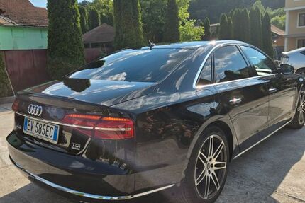 Audi A8 280.000 km 17.500 &euro; Nürnberg 90443