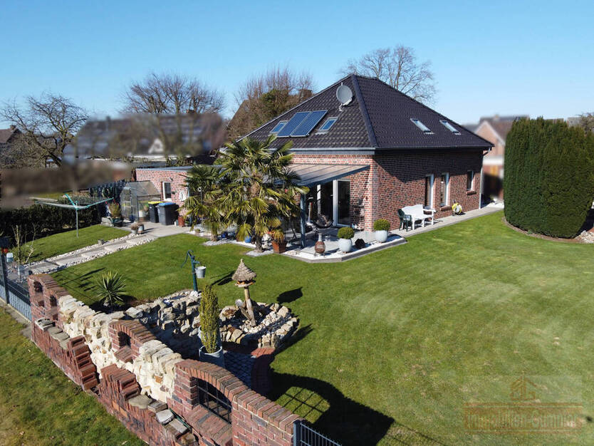 ImmobilieN GUMNIOR präsentiert: Modernes Einfamilienhaus in ruhiger Lage von Salzbergen Holsten