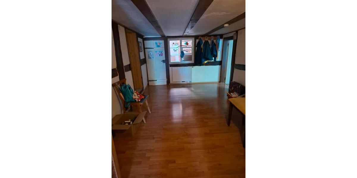 Doppelhaushälfte Stockach - 6 Zimmer, 135 m&sup2;, 220.000&euro; | Angebot:27097664