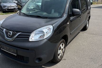 Nissan NV250 184.000 km 8.500 &euro; Mosbach 74821