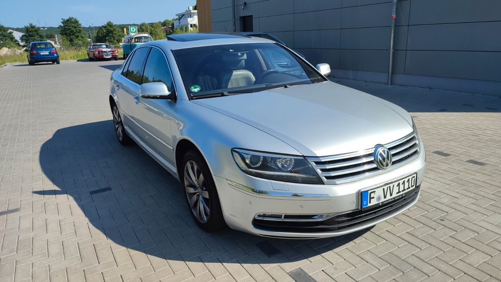 VW Phaeton 343.000 km 6.300 &euro; Frankfurt 60529