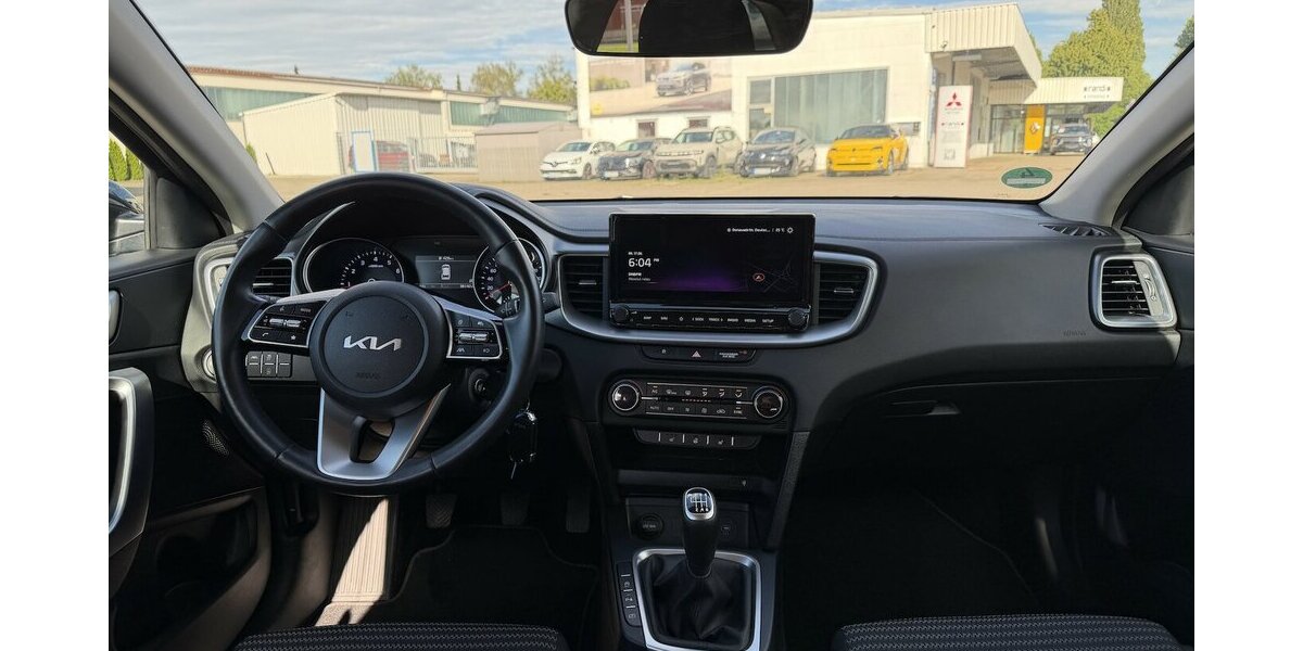 Kia cee´d Sportswagon Vision 1.5 T-GDI / SitzH 38.200 km 19.990 &euro; Donauwörth 86609