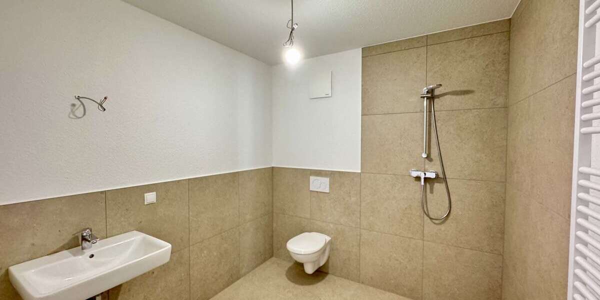 Wohnung zum Mieten in Kaiserslautern 1.100 € 94.06 m² 3 zimmer