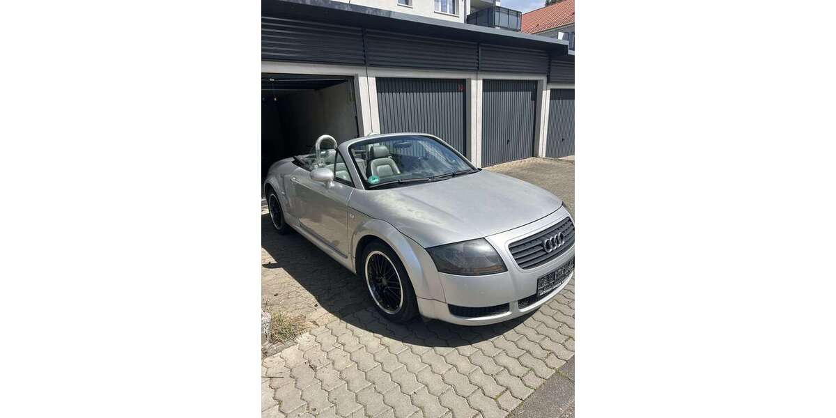 Audi TT 242.560 km 4.199 &euro; Saarbrücken 66115