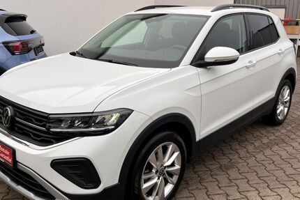 VW T-Cross 11.610 km 24.990 € Coburg 96450