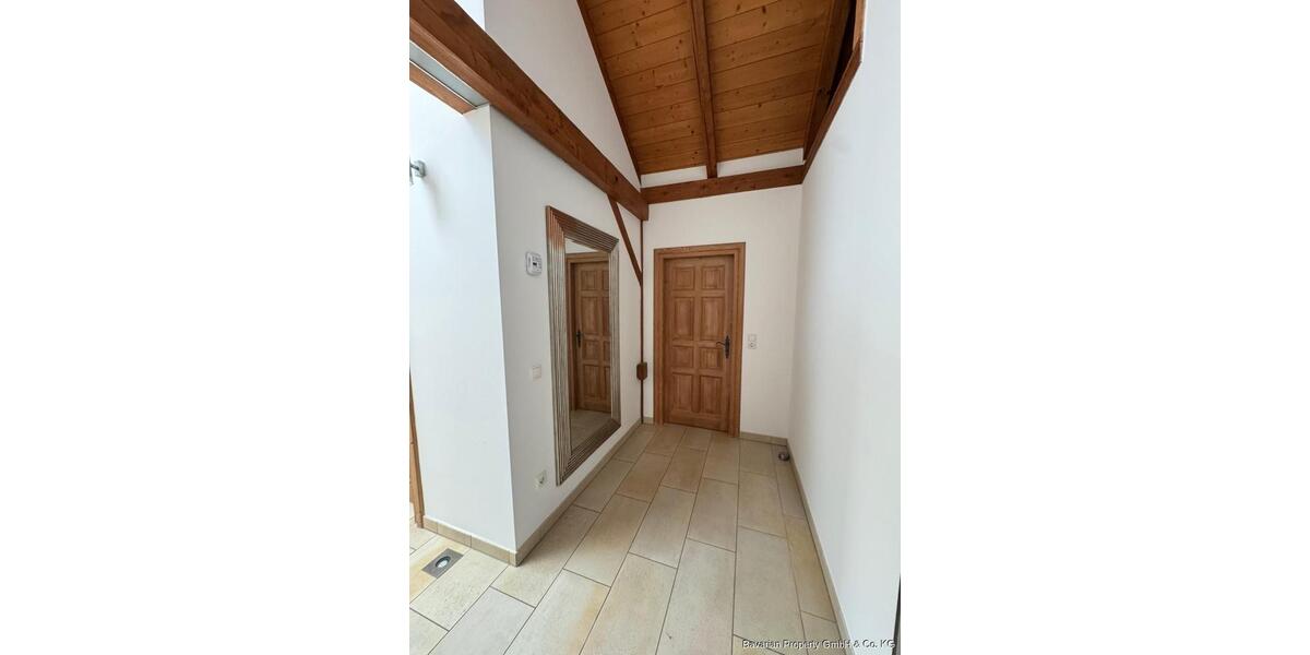 Etagenwohnung Geiselhöring - 4.5 Zimmer, 134 m&sup2;, 950&euro; | Angebot:26637696