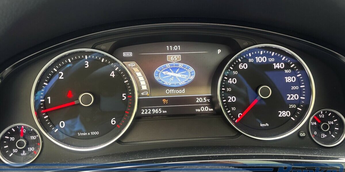 VW Touareg V6 TDI BMT*ALLRad*Standhzg*Pano*Leder* 222.965 km 13.890 &euro; Berlin 13187