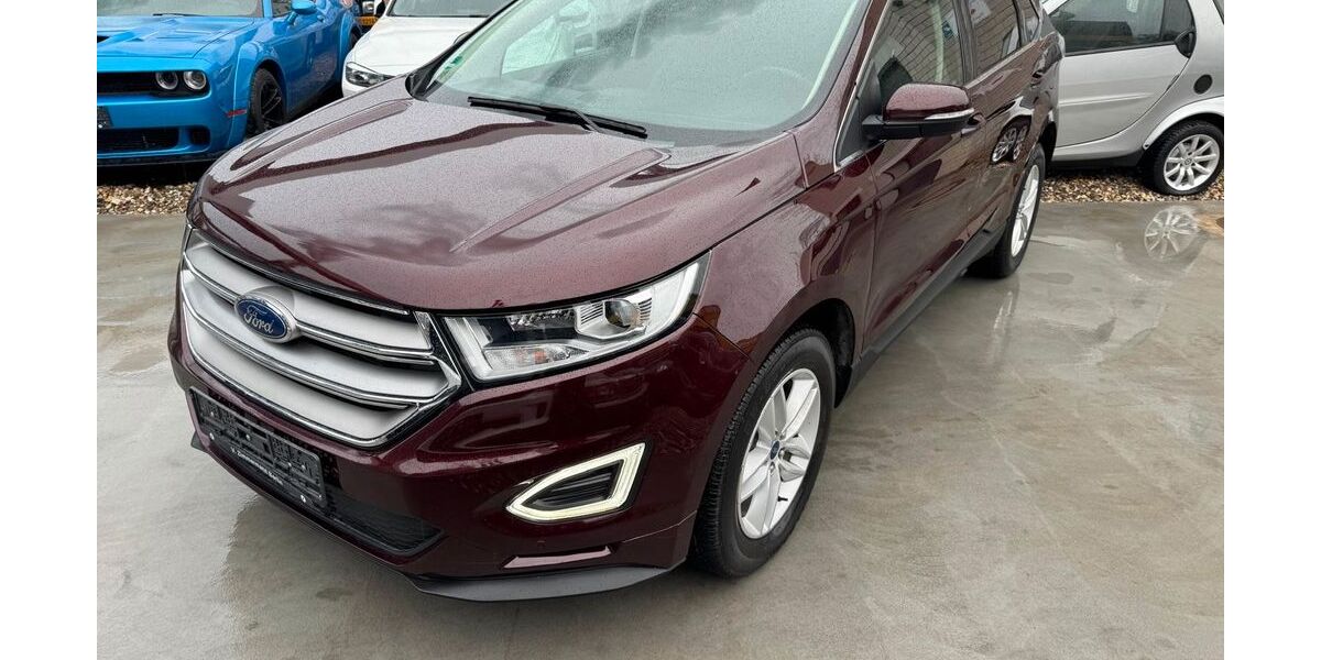 Ford Edge 67.500 km 15.499 &euro; Berlin 13599