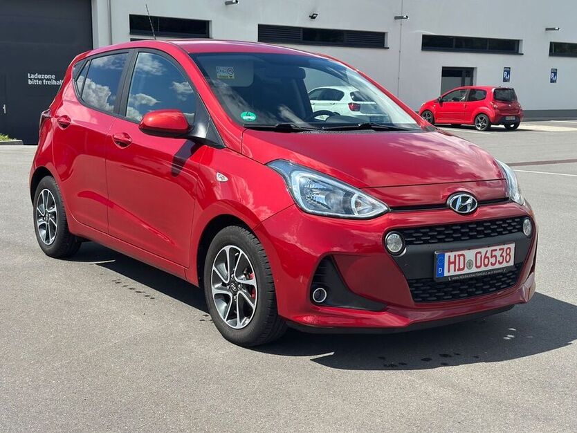 i10
