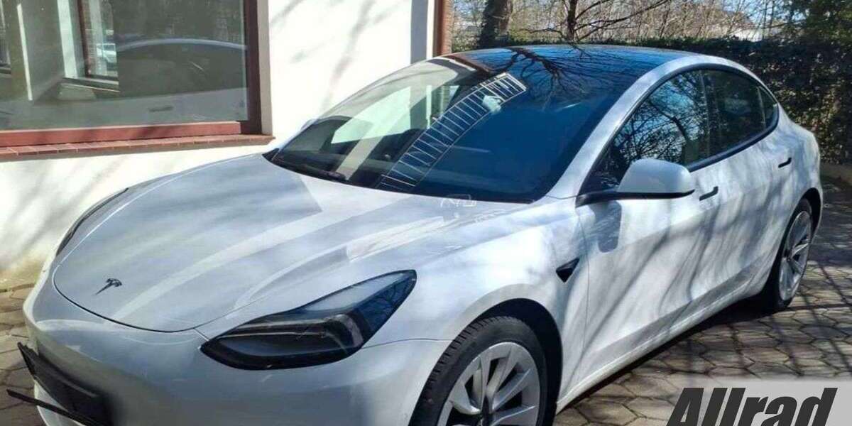 Tesla Model 3 78.990 km 29.650 &euro; Schöningen 38364